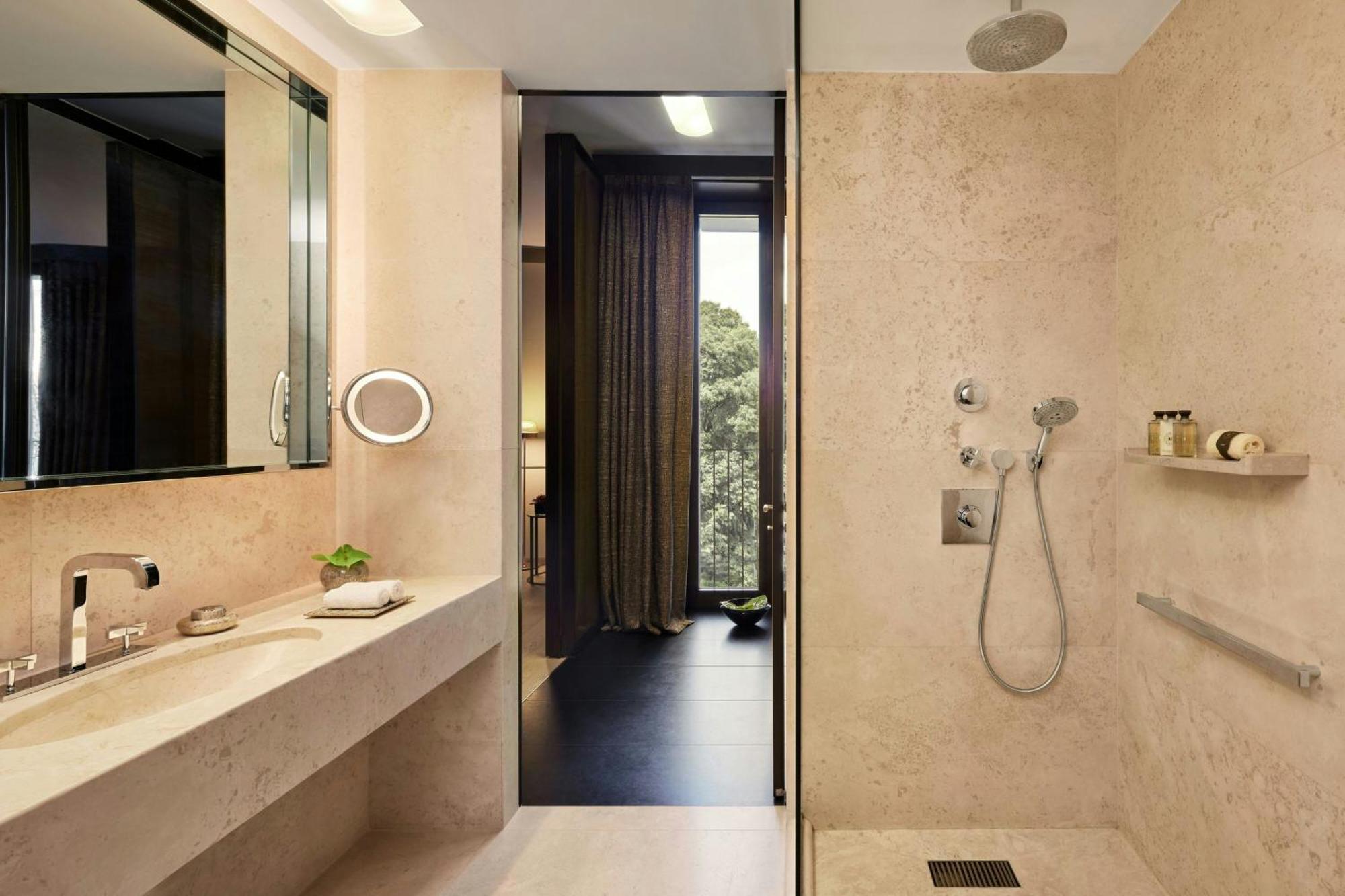 Hotel Bvlgari 5*